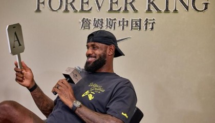 詹姆斯晒成都行活动图集：成都在我心中永远有特别的位置，国王爱你